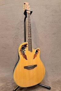 Ovation Celebrity Deluxe CC257 NT